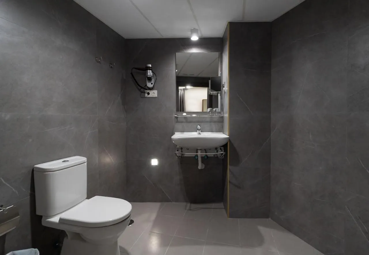 Hotel Perla Del Sur Τορρεμολίνος 2*,